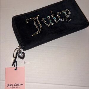 Juicy Couture Black Wallet with Rhinestone Logo nwt amazing bling and heartstone